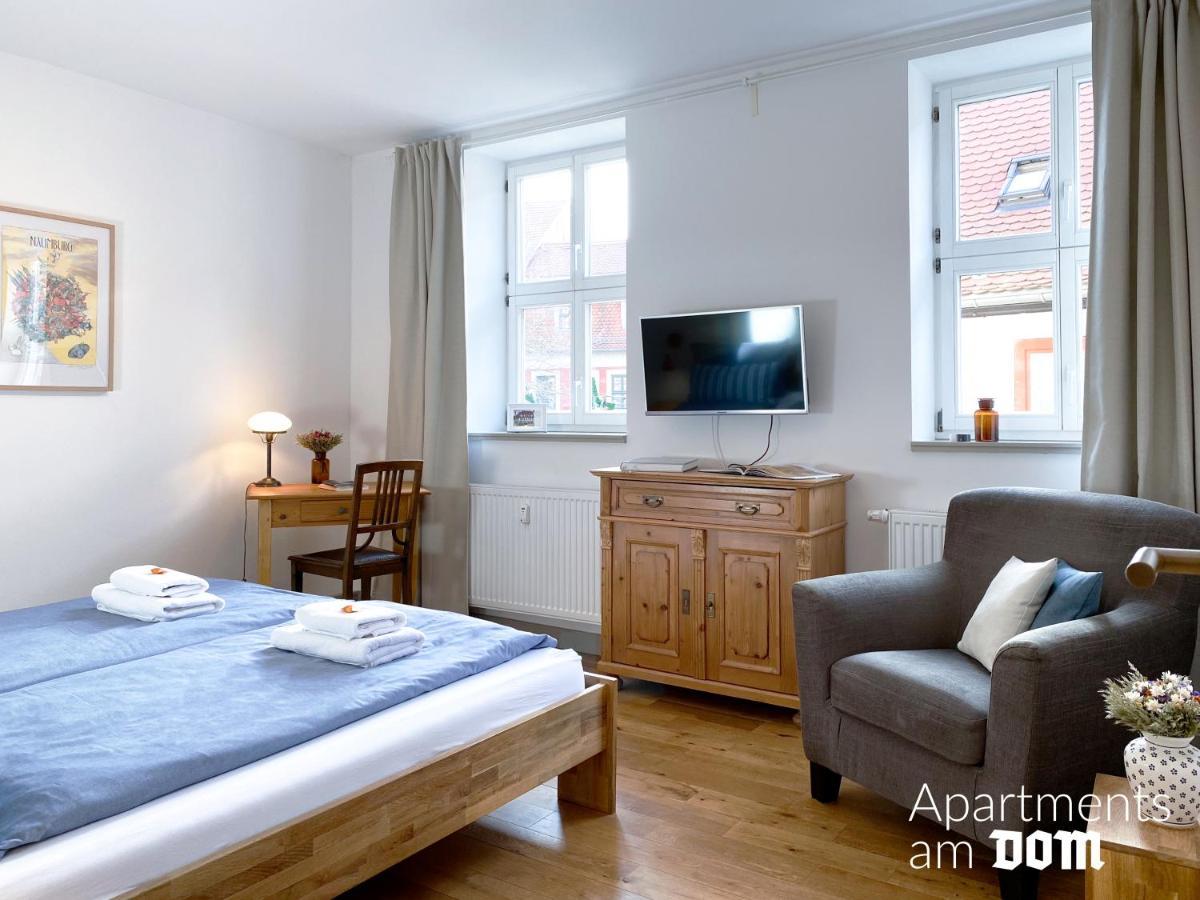 Apartments Am Dom Наумбург Екстер'єр фото