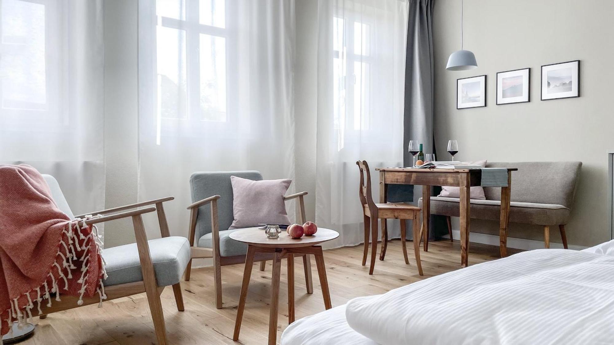 Apartments Am Dom Наумбург Екстер'єр фото